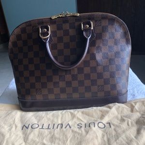 Authentic LV Alma Pm